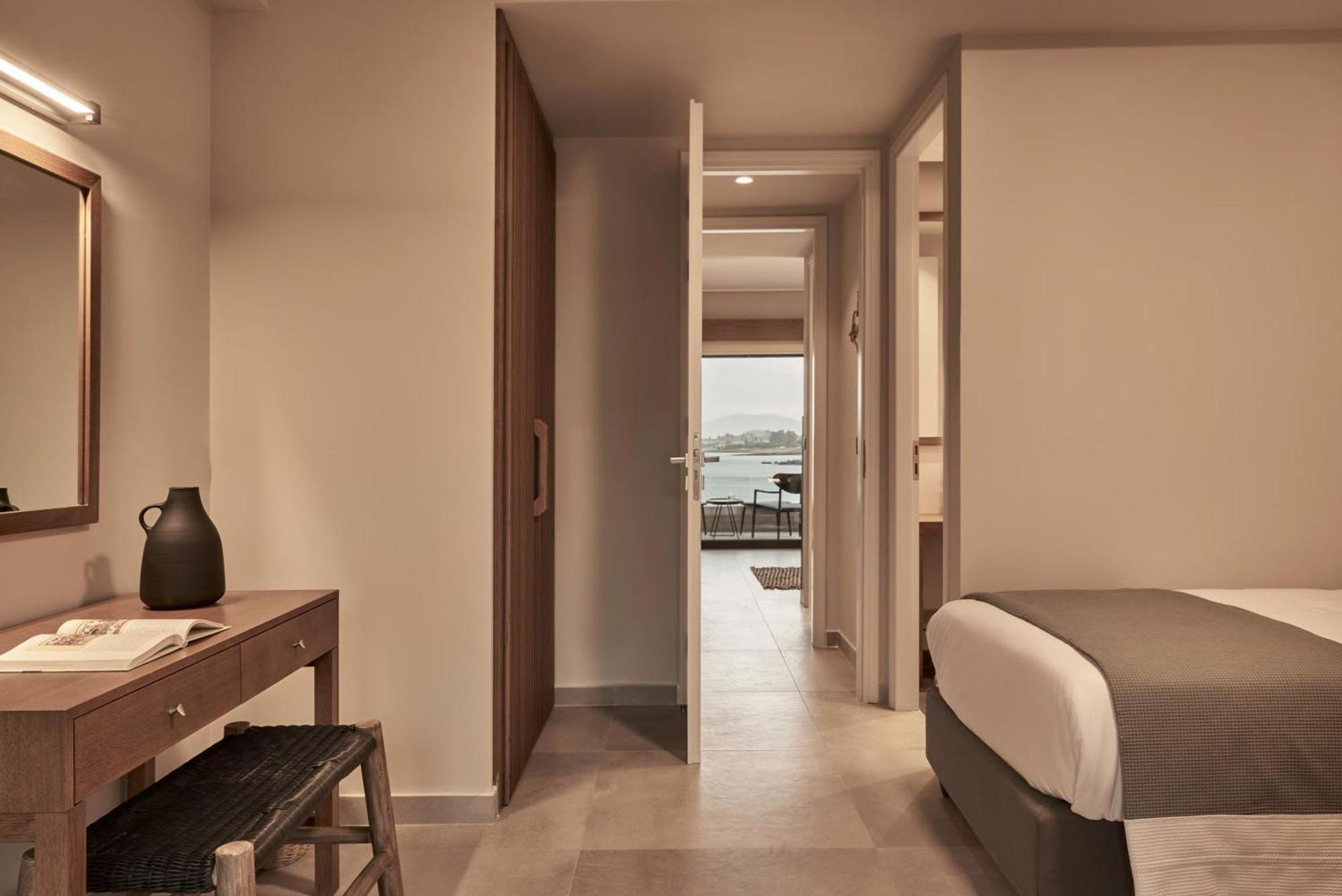 Beachfront Alassa Villas With Private Pools Kotronion  Exteriör bild