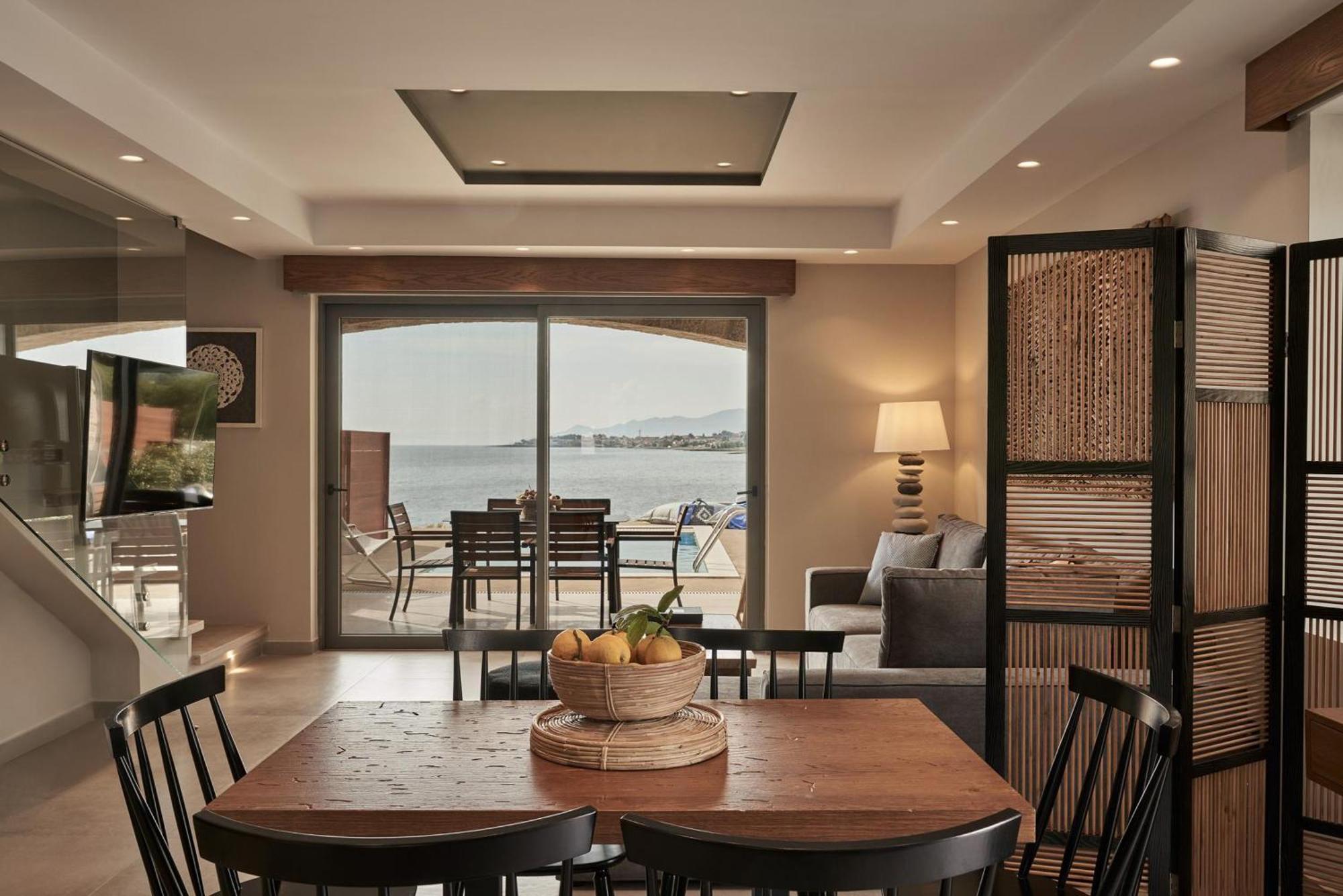 Beachfront Alassa Villas With Private Pools Kotronion  Exteriör bild