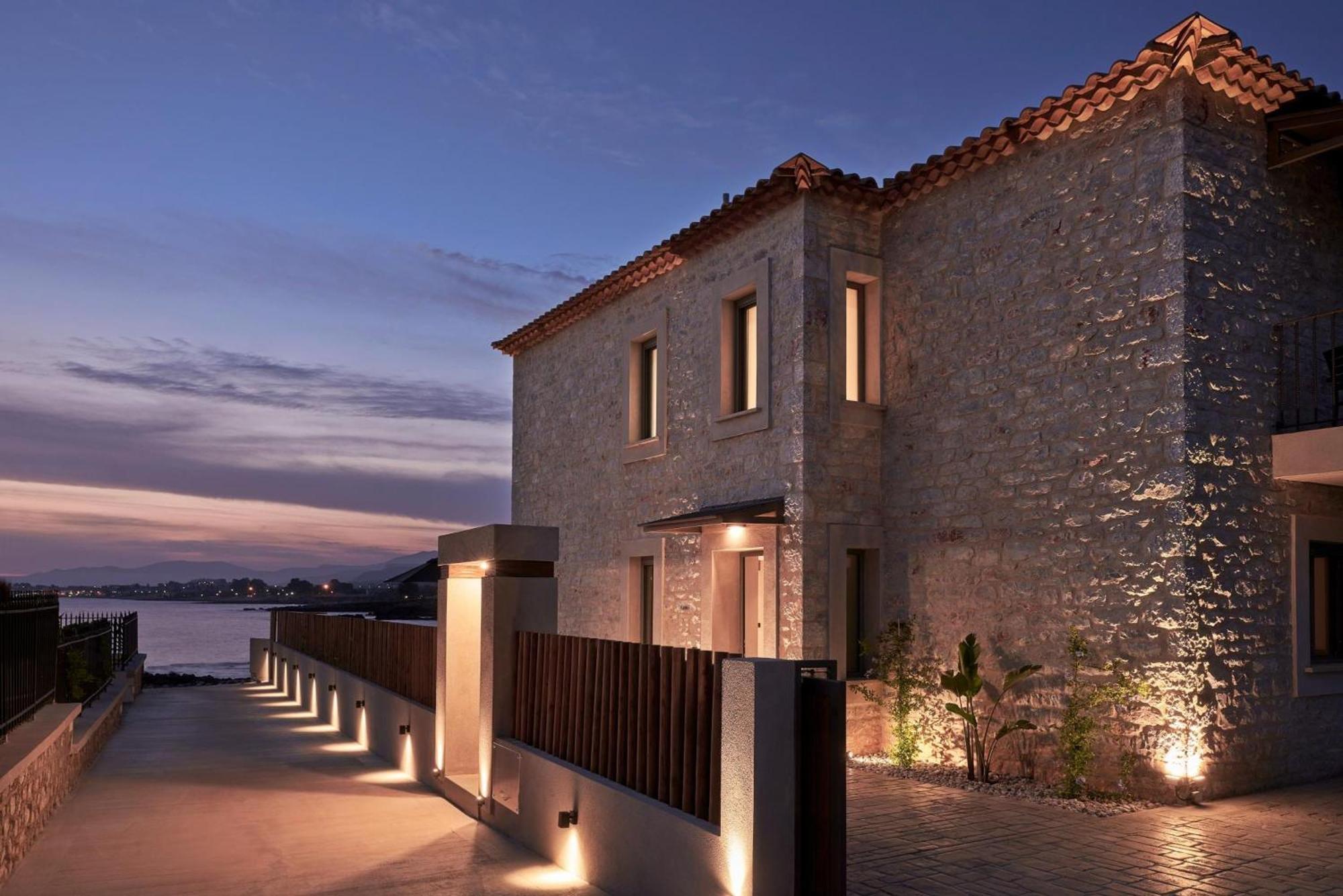 Beachfront Alassa Villas With Private Pools Kotronion  Exteriör bild
