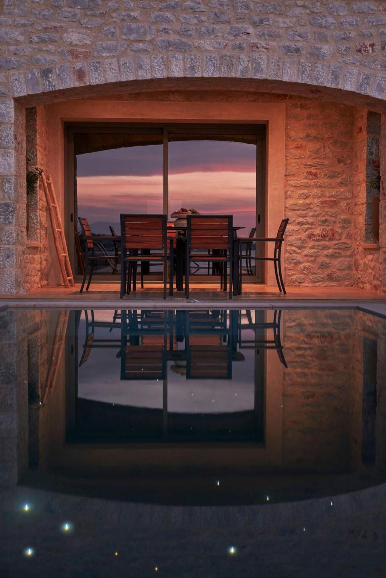 Beachfront Alassa Villas With Private Pools Kotronion  Exteriör bild